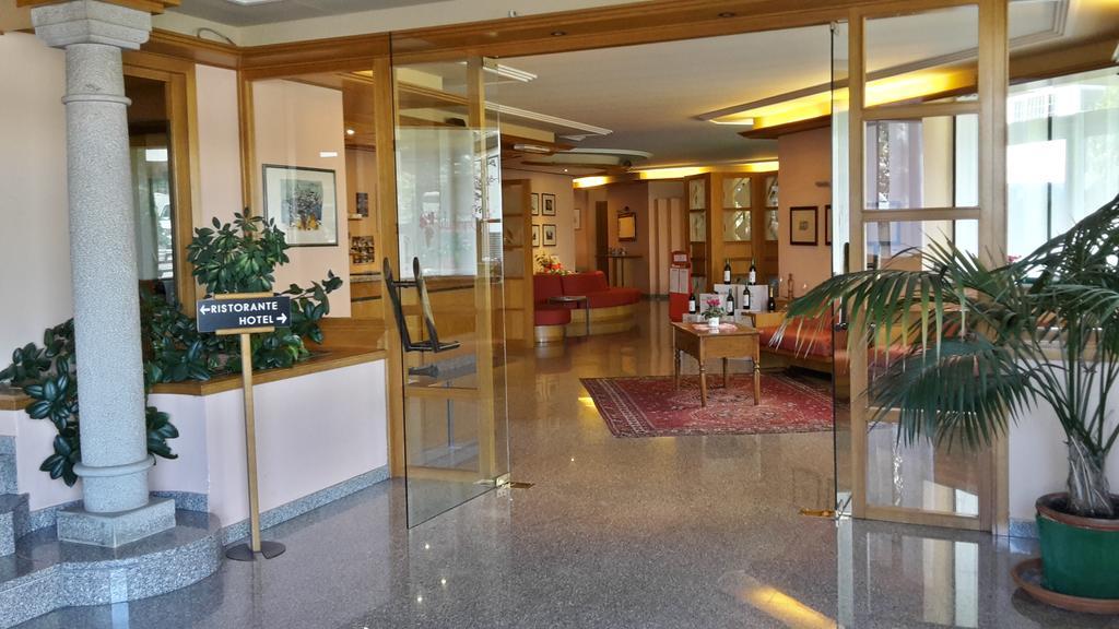 Locanda Alle Officine Buttrio Esterno foto