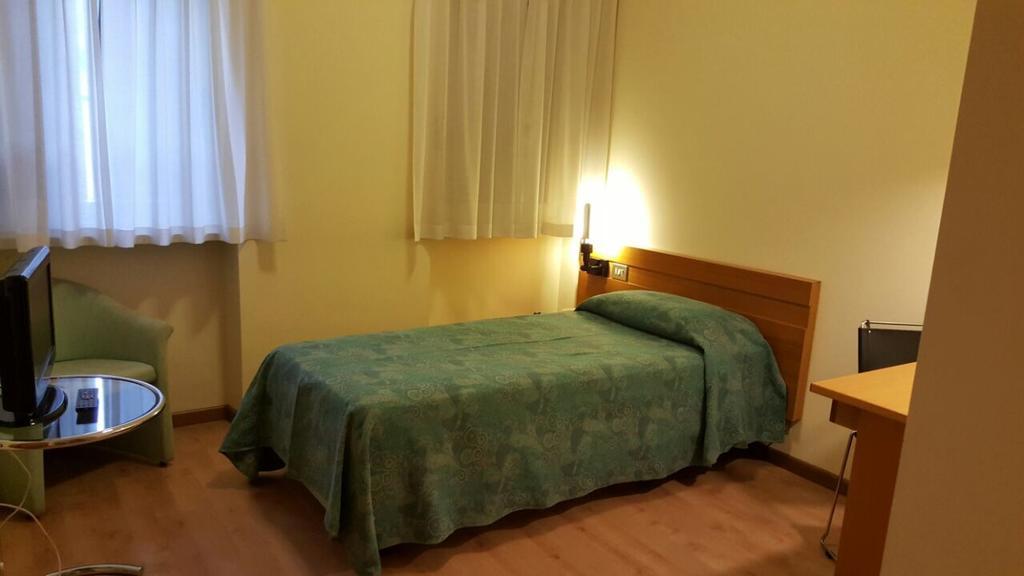Locanda Alle Officine Buttrio Esterno foto