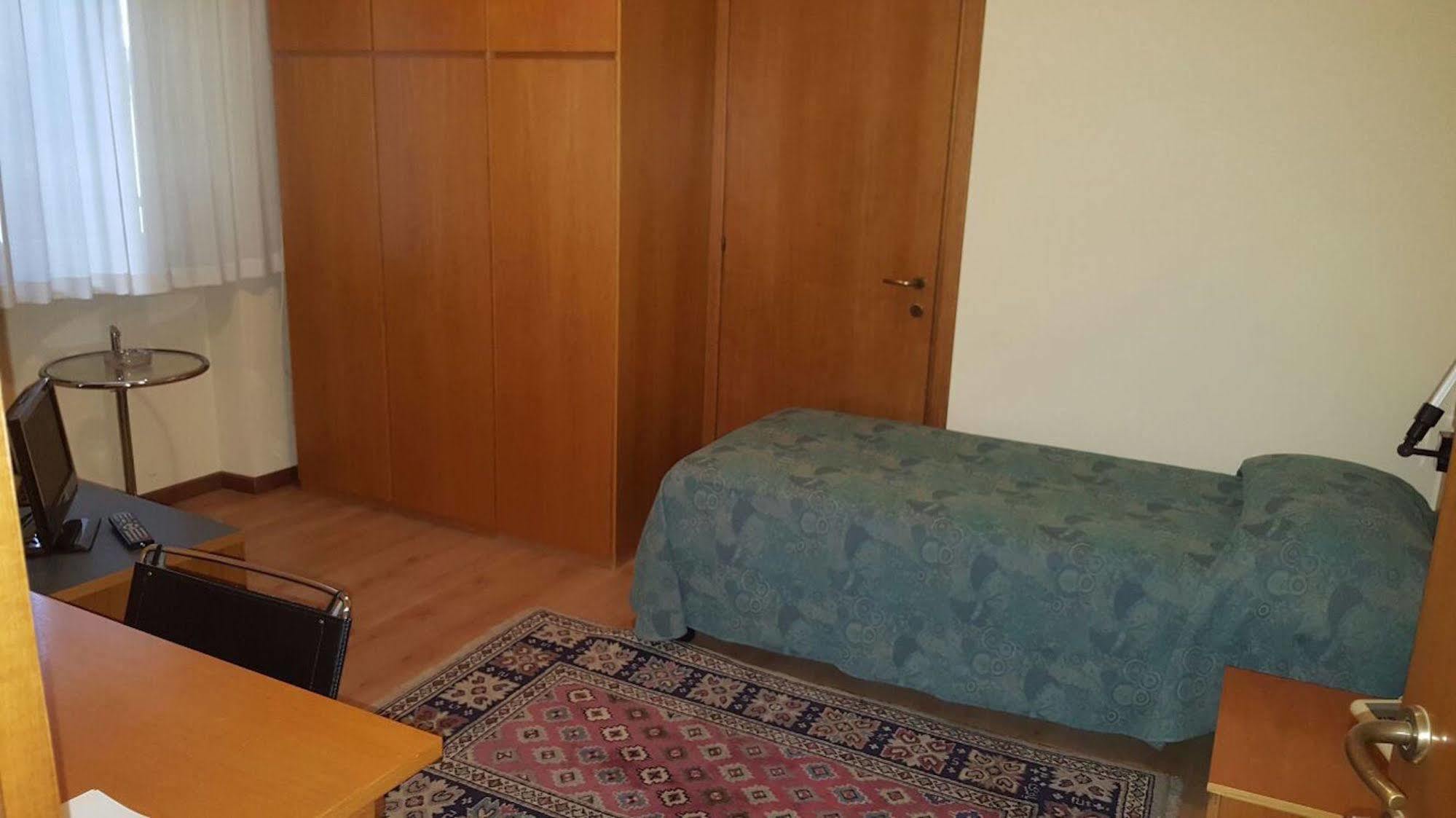 Locanda Alle Officine Buttrio Esterno foto
